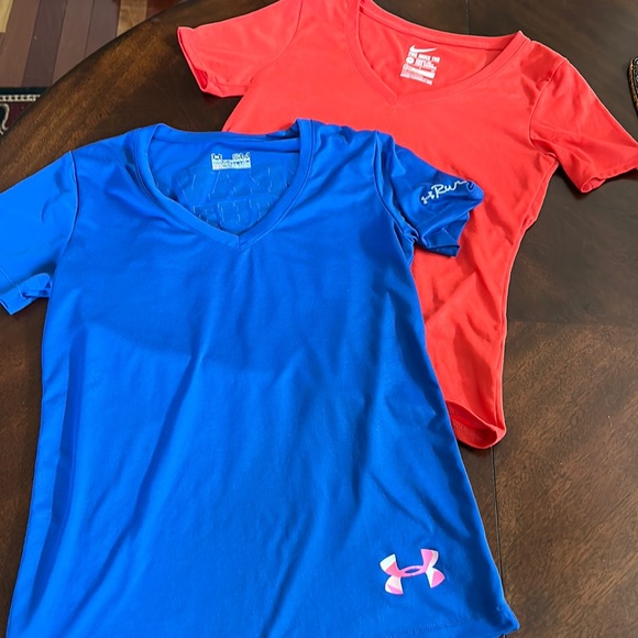 Nike & Under Armour Tops 2 Activewear Tops Nike Dri Fit Under Armour Heatgear V Neck Blue